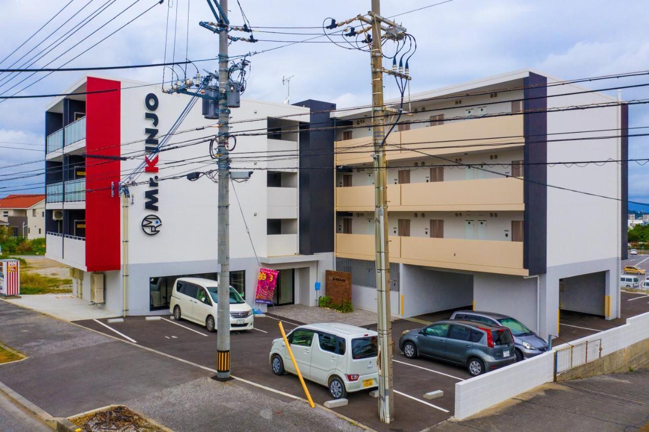 Mr.Kinjo Inn Uruma Kültér fotó
